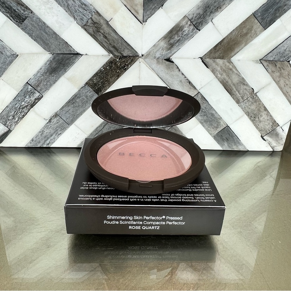 Becca shimmering skin Perfector Rose Quartz
